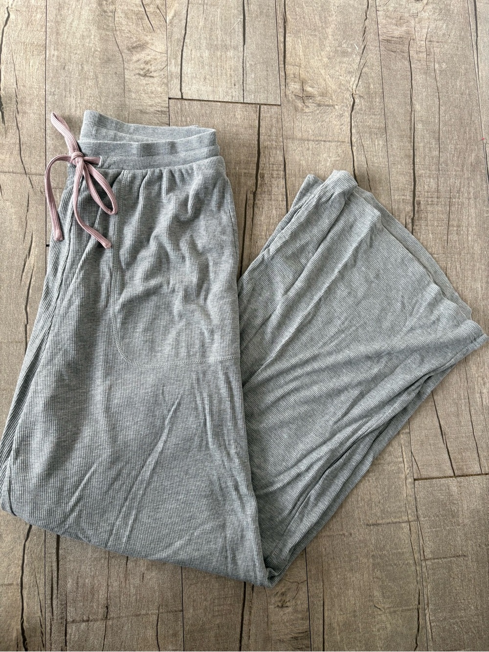 P'tula Gray Ribbed Soft Lounge Pants with Mauve Drawstring